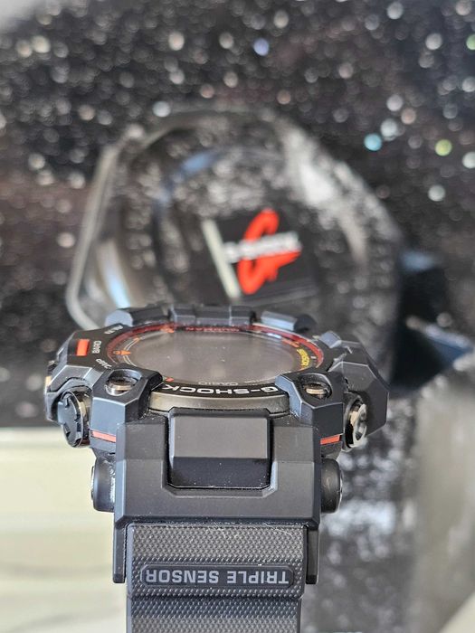 часовник Casio G-SHOCK MUDMAN GW-9500MEC-1