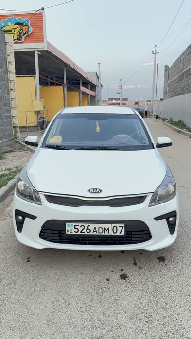 Продам а/м KlA RIO 2018