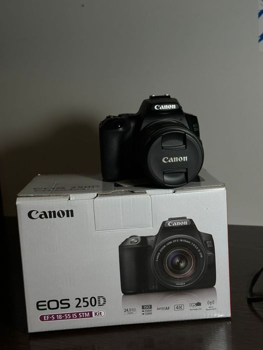 Canon EOS 250D EF-S 18-55 IS STM Kit