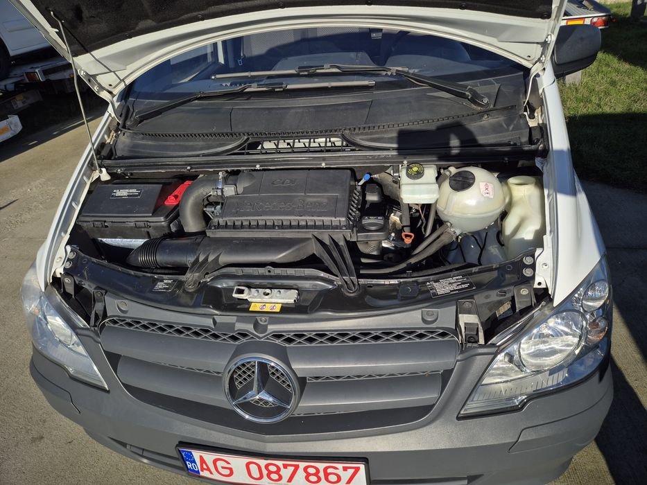 Mercedes Vito  136 CP,  2011  145000 km Campervan/Autorulota