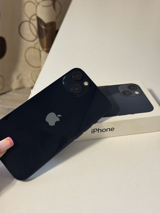 iPhone 13 - 128 gb