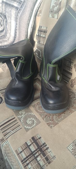 продам кирзовые сапоги