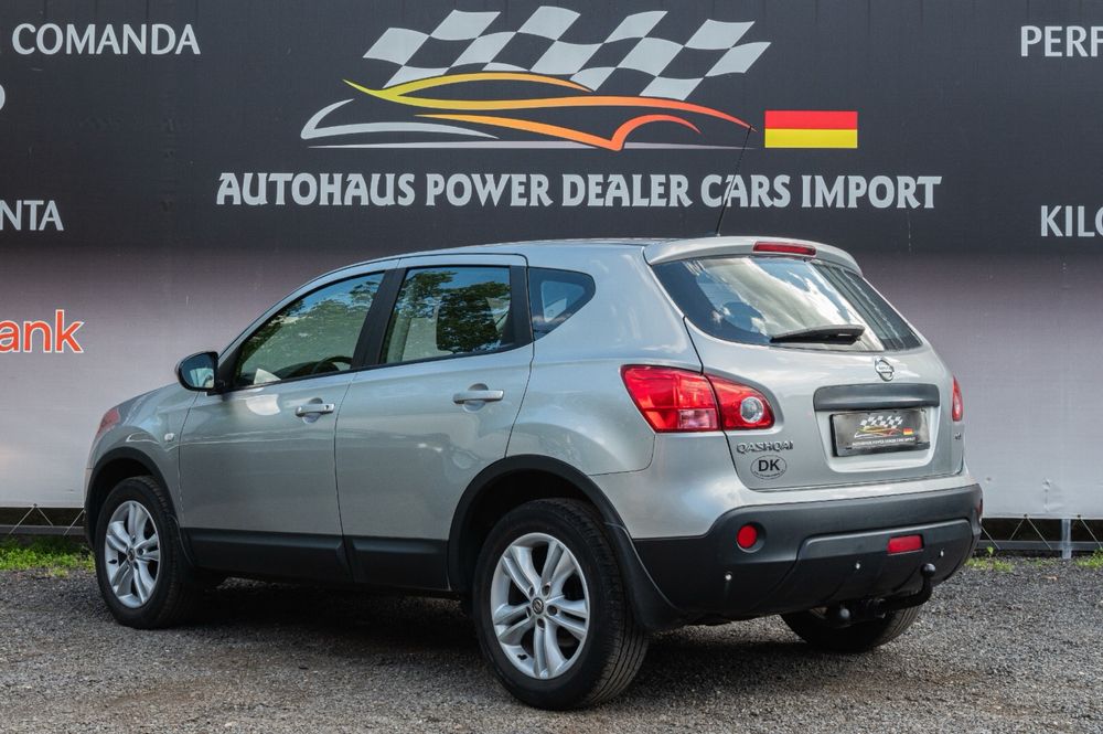 Nissan Qashqai -2010 - 2.0 diesel - euro 5 - senzori parcare - scaune incalzite - volan piele / comenzi - pilot automat - cash / rate / credit auto !!