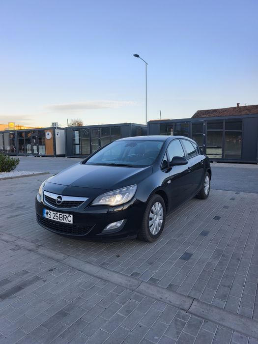 OPEL Astra 2010 — imagine 1