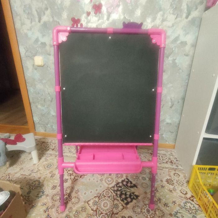 Мольберт детский б/у 13тыс. Торг