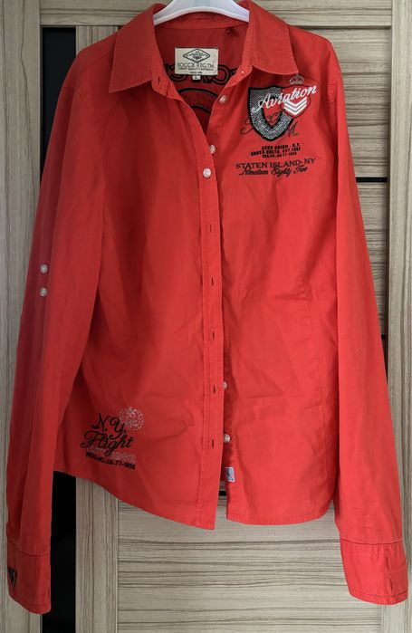 Продам женскую одежду