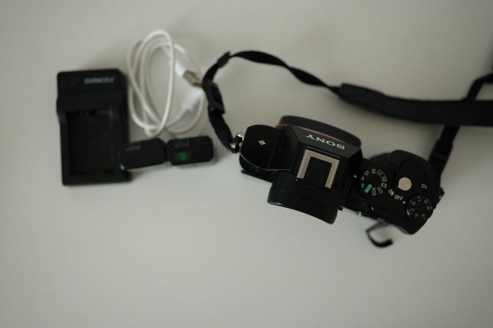 Mirrorless full frame Sony A7 mark 1