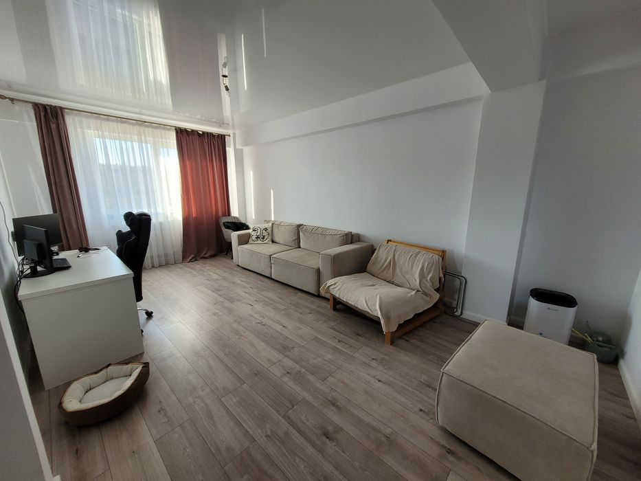 Apartament de inchiriat