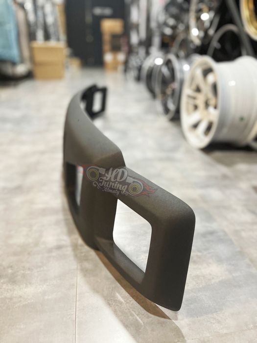 Решетка радиатора Custom Hummer H3