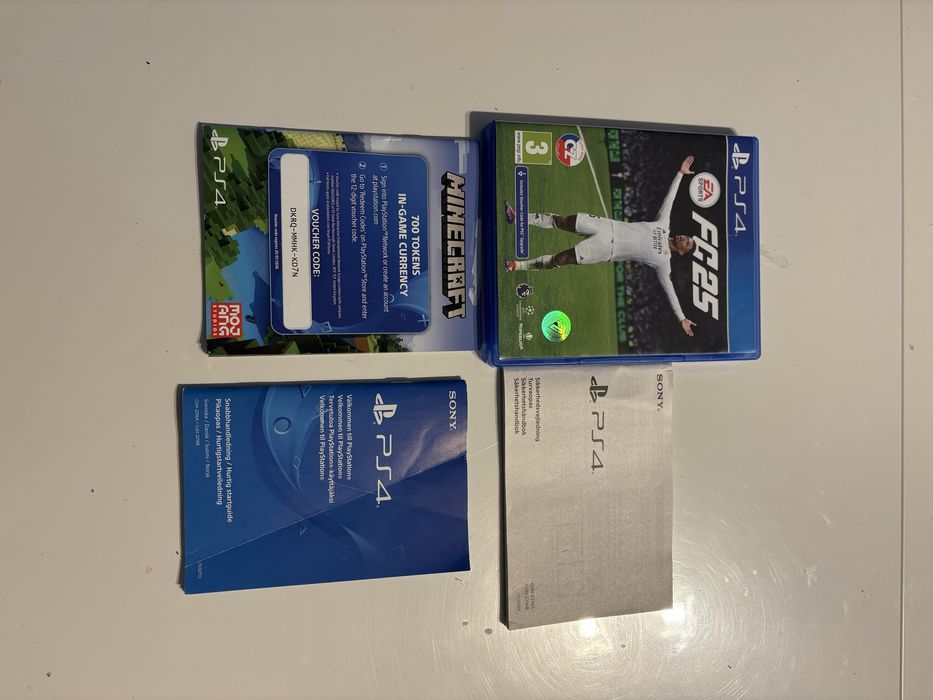 PS  4   play  station  putin utilizat