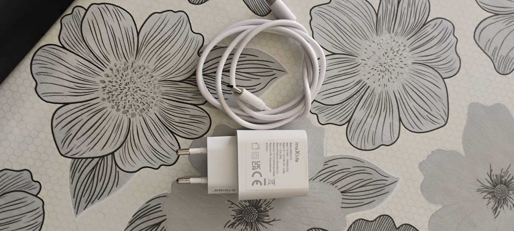 Хонор  х6б 2сим карти 4+4рам