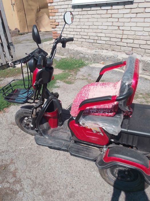 Продам б/у трицикл
