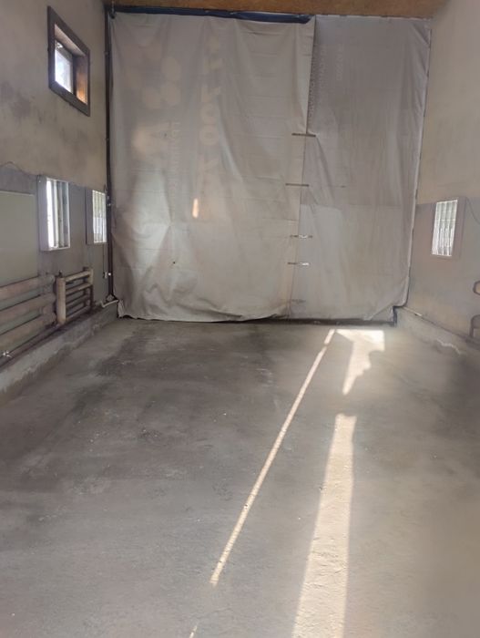 Сдам теплый бокс в центре города.