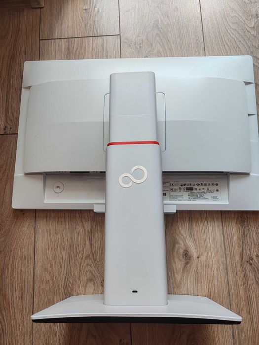 Монитор Fujitsu B22W-7  LED