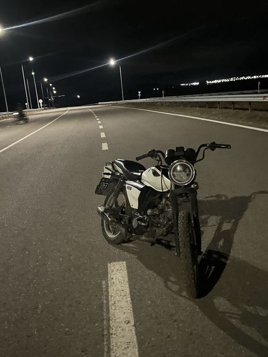 Продам мотоцикл 125куб