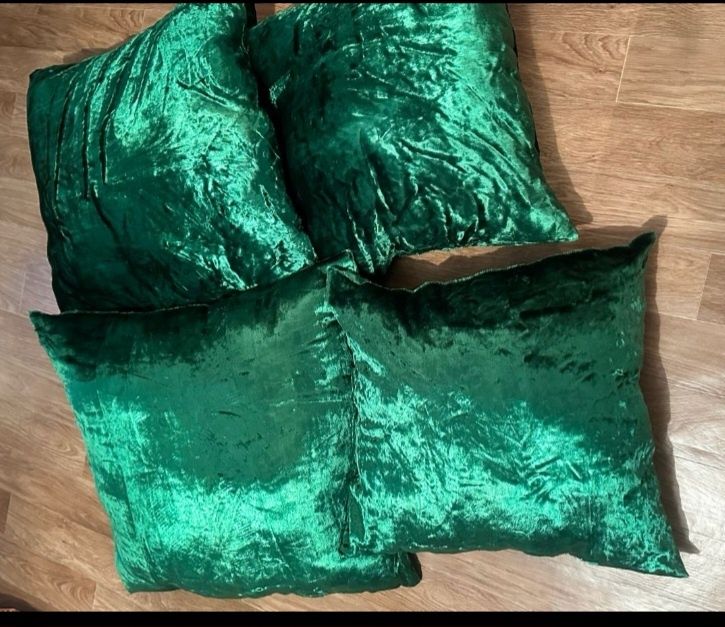 Көпшілік Сатылады, Жаңа тігілген