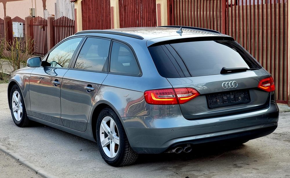 AUDI A4 S LINE B 8,5 2.0 Tdi Automat  An 2012 Euro 5