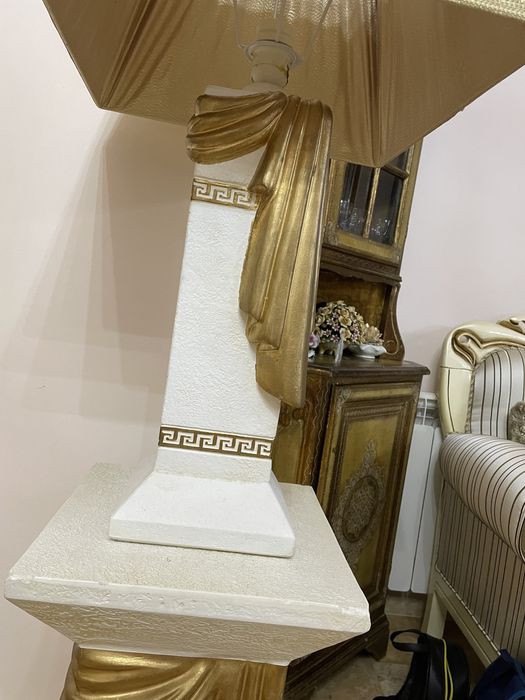 Veioza / piedestal / stativ/ cuier / lampadar versace, venetian