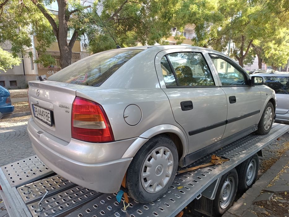 Превоз на автомобили и товари с платформа, внос на автомобили