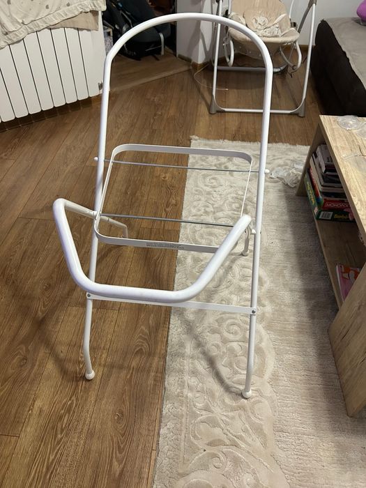 Vând suport cadita bebe