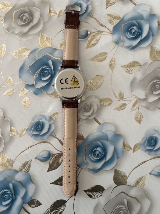 Часы продаються срочно