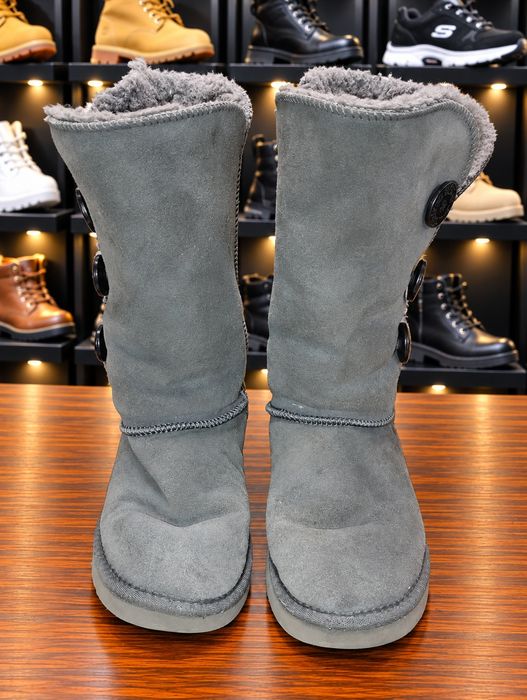 UGG кожени ботуши N 39