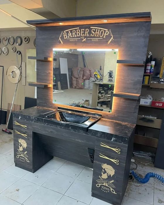 Бръснарски работни места