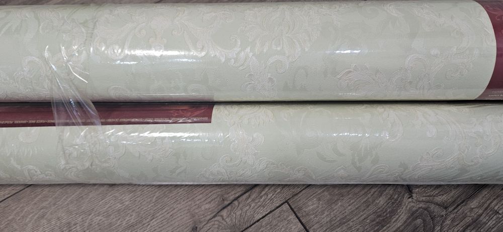 Продам обои новые в упаковке