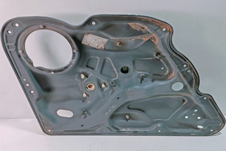 Macara geam  stanga spate  3C4839755H Volkswagen VW Passat B6