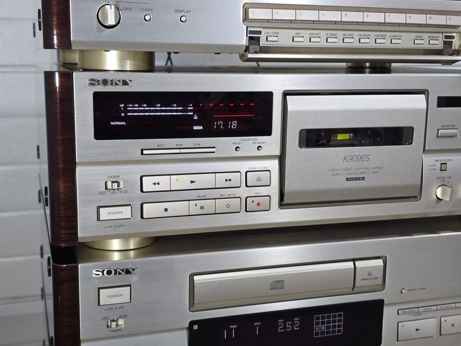 Linie audio SONY, amplificator F808ES, deck K909 ES, cd player X559ES