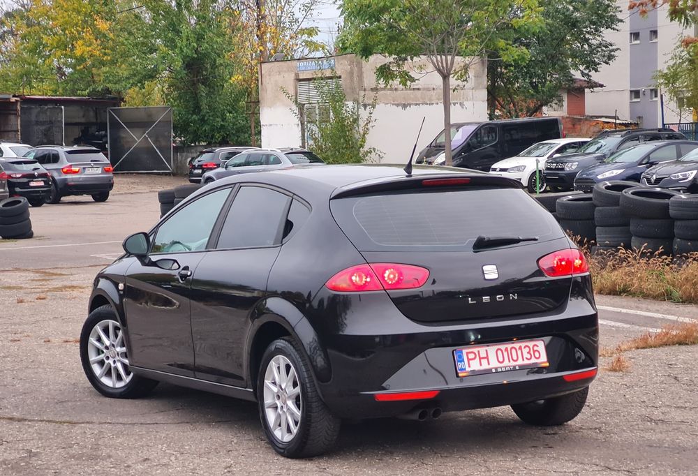 SEAT Leon 2011 — imagine 4