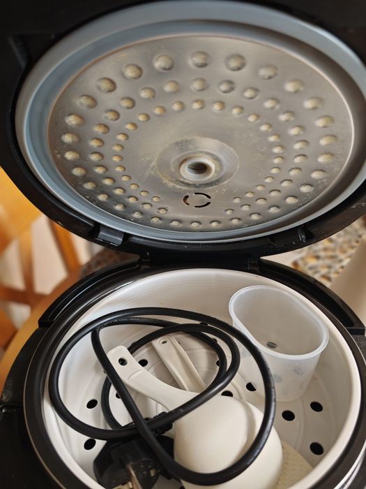 Мултикукър Philips