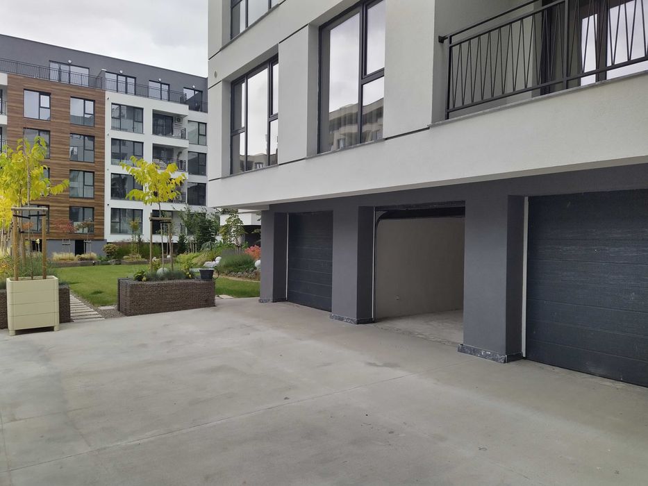 Дава се под наем Гараж / Паркомясто в София, Малинова долина - 21 кв.м за 153 € - Снимка #1