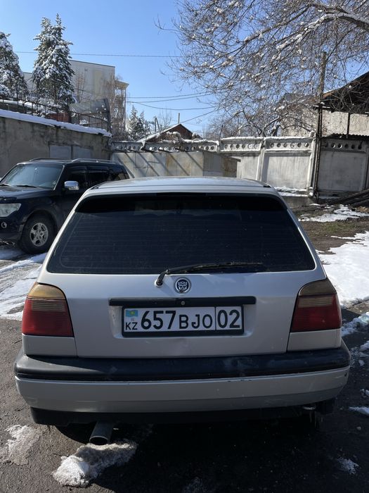 продам гольф 3. 1994 года объем 2.0