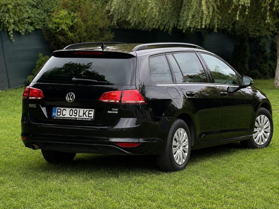 Se vinde Volkswagen Golf 7 Variant, an fabricație 2015, echipat cu motorul fiabil şi economic 1.6 TDI.