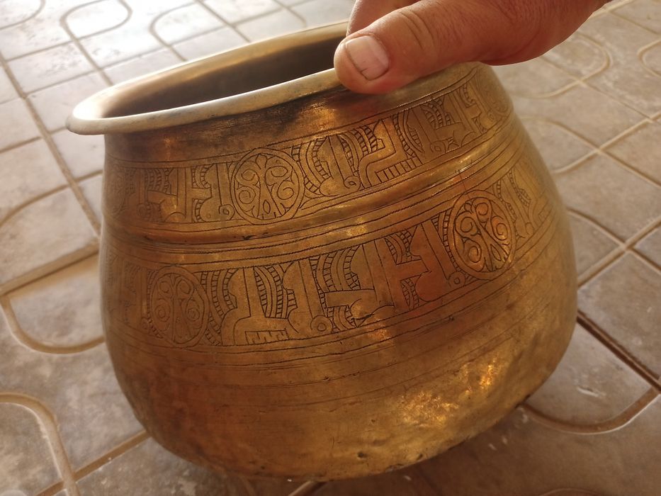 Продаётся медный казан