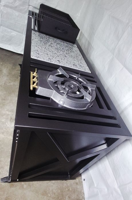 Ansamblu gratar cu arzator pe gaz