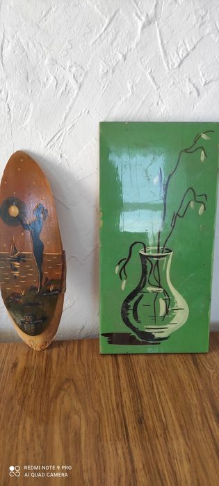 Картины  разные.