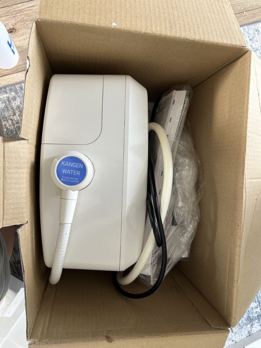 Ionizator apa Kangen Leveluk K8