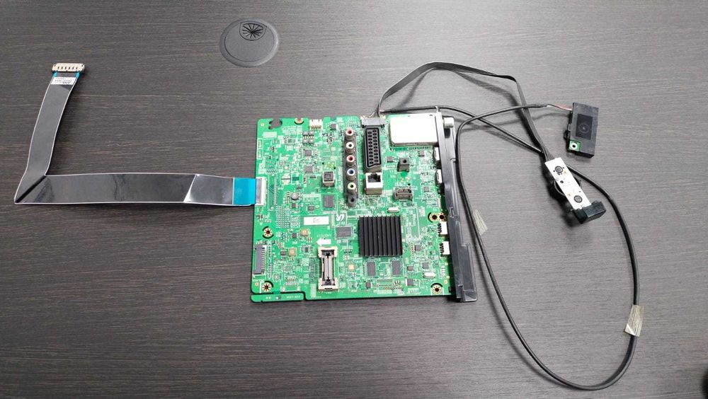 Запчасти от телевизора