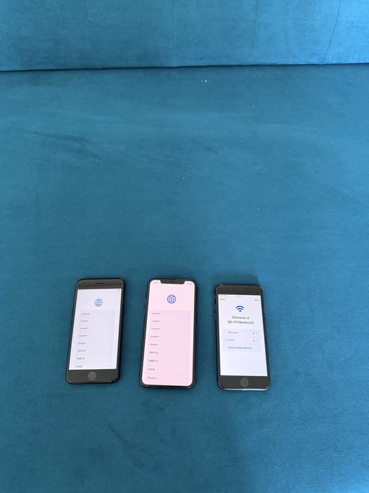 Telefoane pentru piese Iphone XS - SE - iphone 8 - impecabile ,iphone se