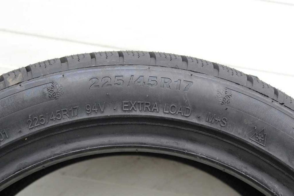 Anvelope iarna noi 225/45R17 94V, XL, Triangle, DOT 2025
