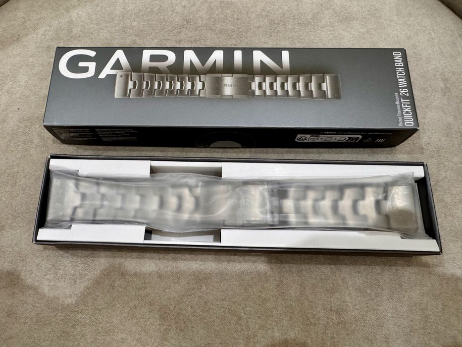 Титановый браслет для часов Garmin