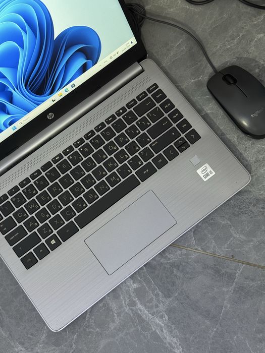 Ноутбук HP core i5/1035G1