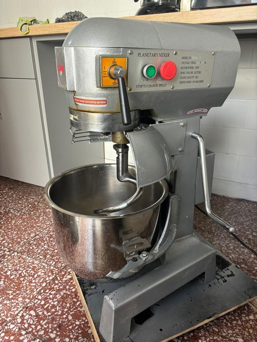 Cuptor Miwe Gusto 220V,putere 3,4 KW, 3 bucăți