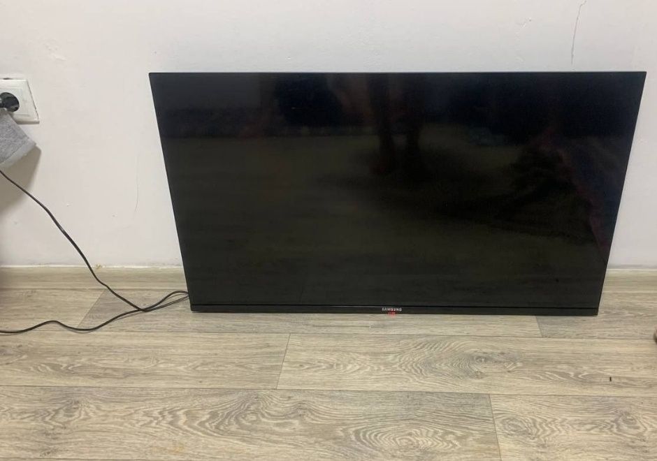 Продам телевизор Samsung