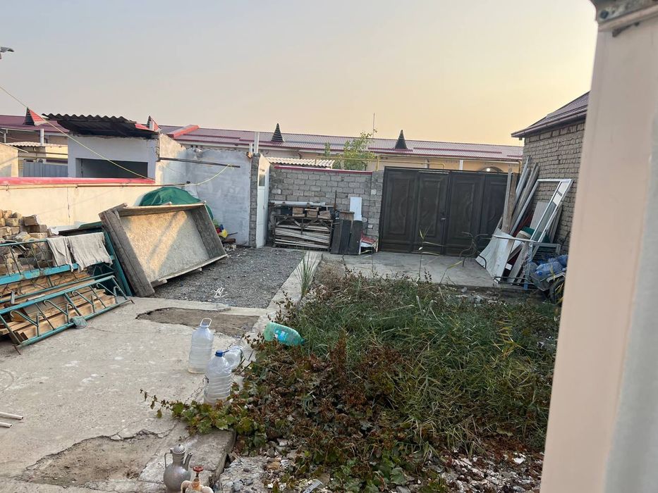 Uy sotiladi 2 sotixli