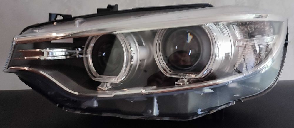 Продавам комплект LED фарове за BMW 4 F32 2016 - 2020
