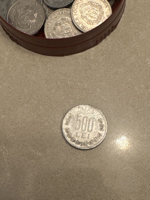 Vând 500 lei vechi