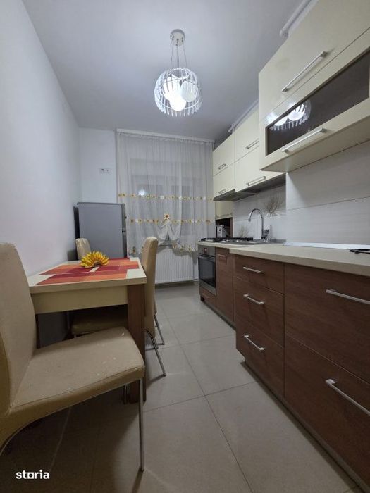 Apartament 2 camere -zona Stefan Cel Mare